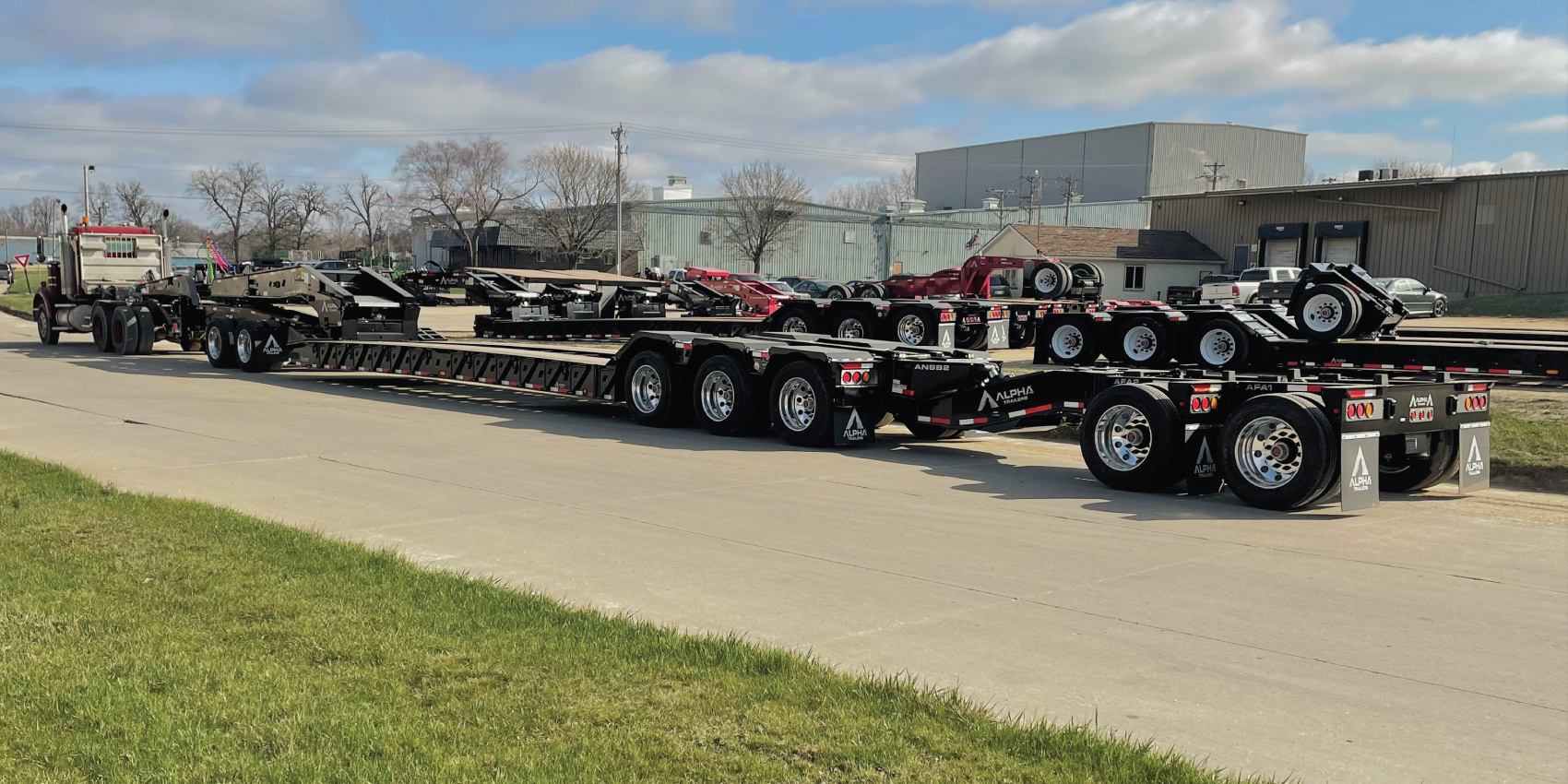 A130HDG-SF2 heavy haul trailer manufactured by Alpha HD Trailers viewed from behind trailer
